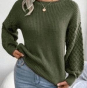 NWOT green sweater